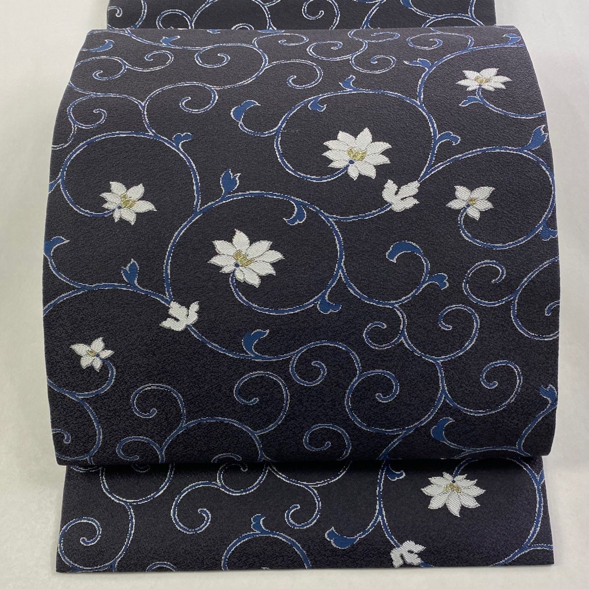 名古屋帯 名品 八寸名古屋帯 松葉仕立て 花唐草 箔 金糸 黒灰 正絹