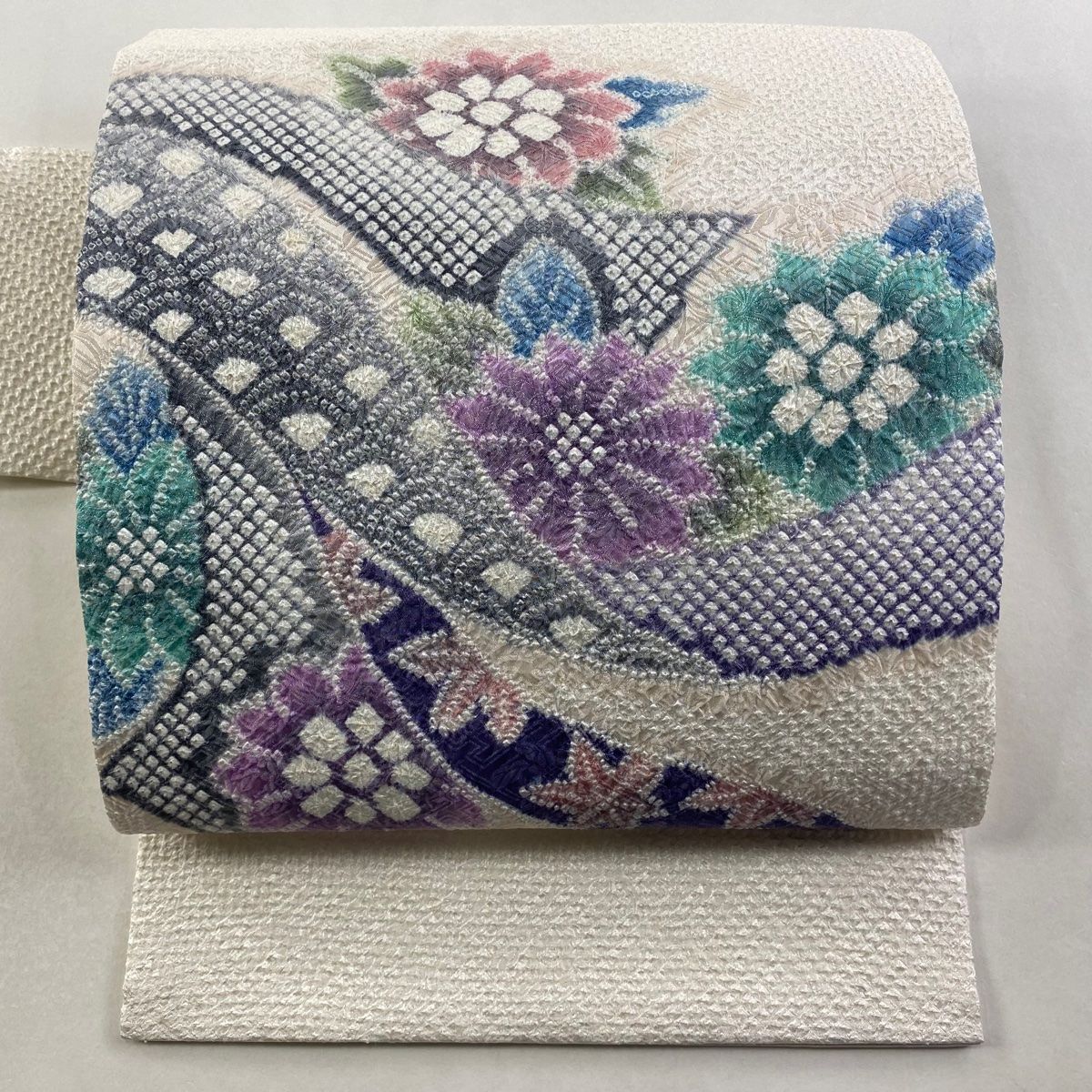 名古屋帯 草花 熨斗 絞り クリーム 正絹