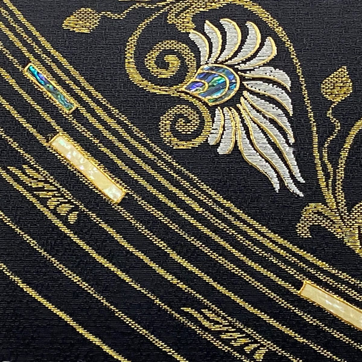 美品】 袋帯 逸品 花唐草 金糸 螺鈿 黒 お太鼓柄 正絹 【中古】 - メルカリ