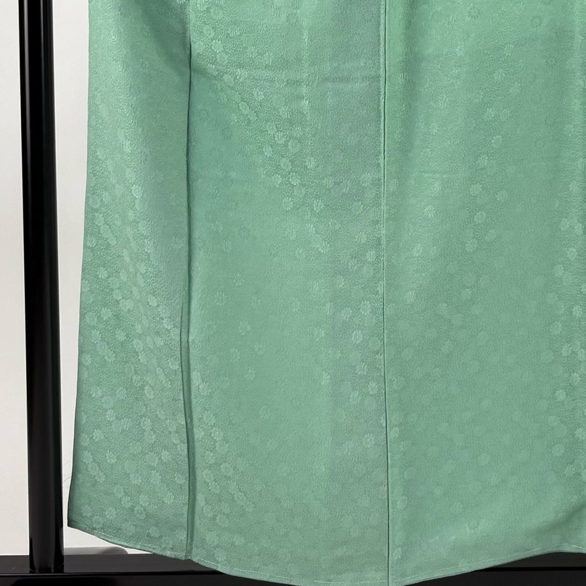 色無地 身丈158cm 裄丈62.5cm S 袷 地紋 薄緑 正絹 秀品