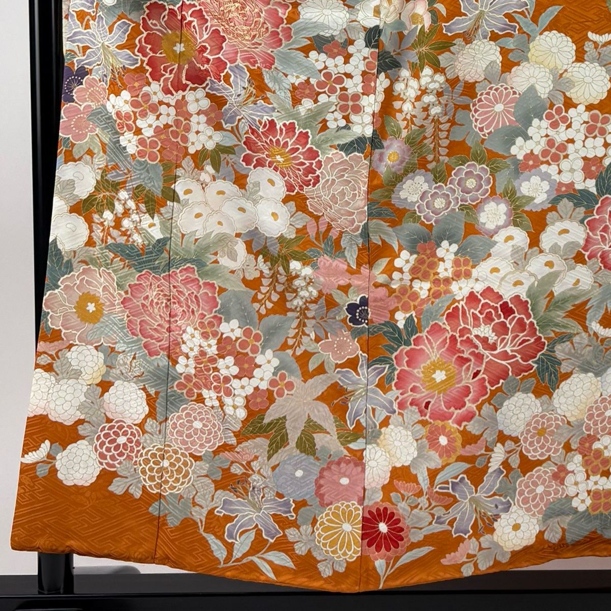 振袖 身丈156.5cm 裄丈64.5cm M 袷 牡丹 草花 金糸 金彩 オレンジ 正絹 秀品