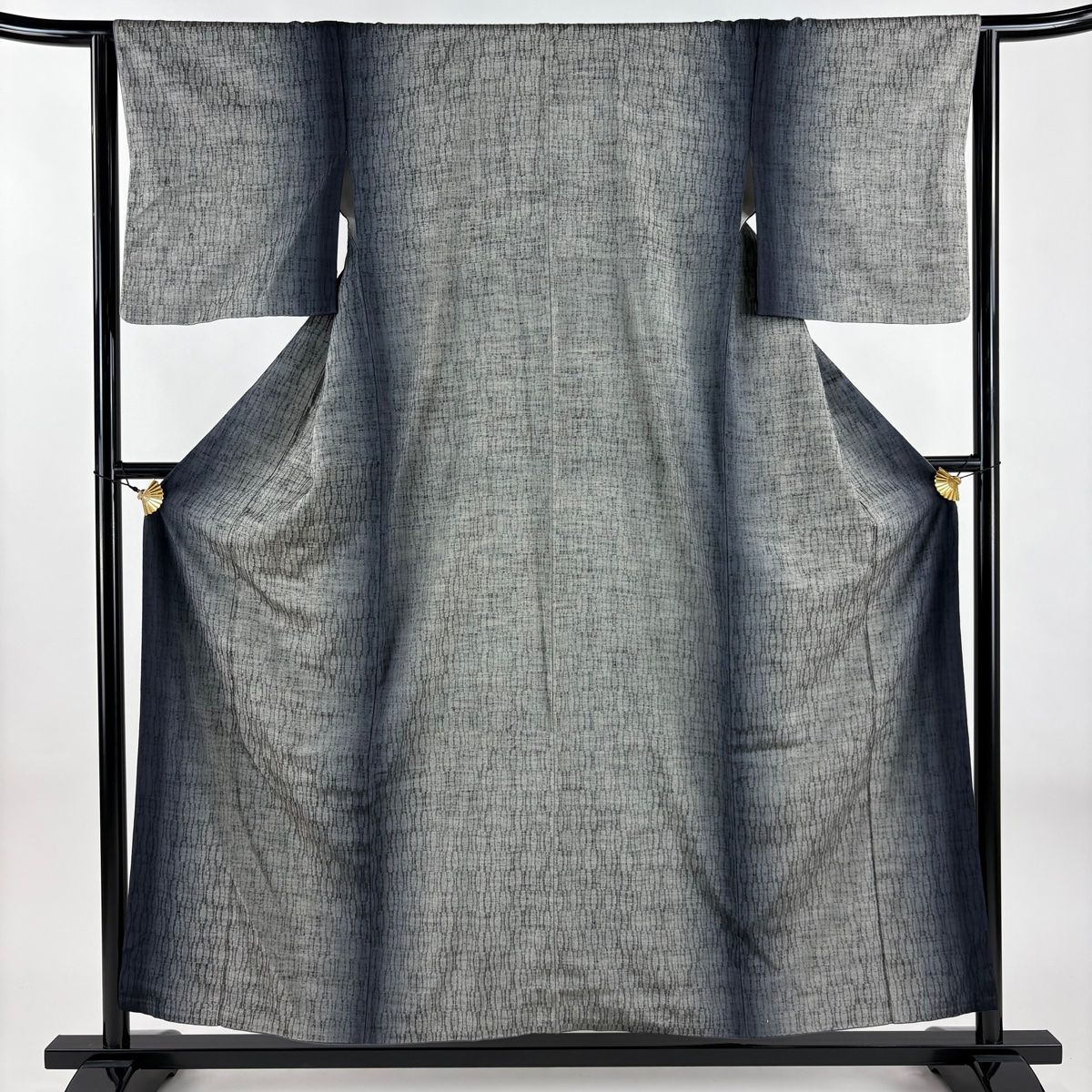 紬 身丈157cm 裄丈63.5cm S 袷 幾何学模様 縞 灰色 正絹 秀品