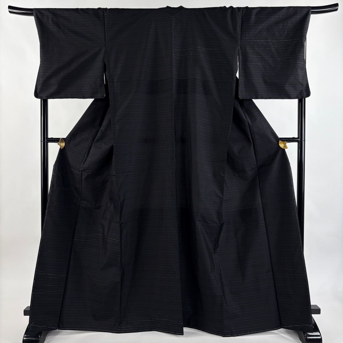 大島紬 身丈167.5cm 裄丈70cm L 袷 証紙 横縞 墨色 正絹 名品