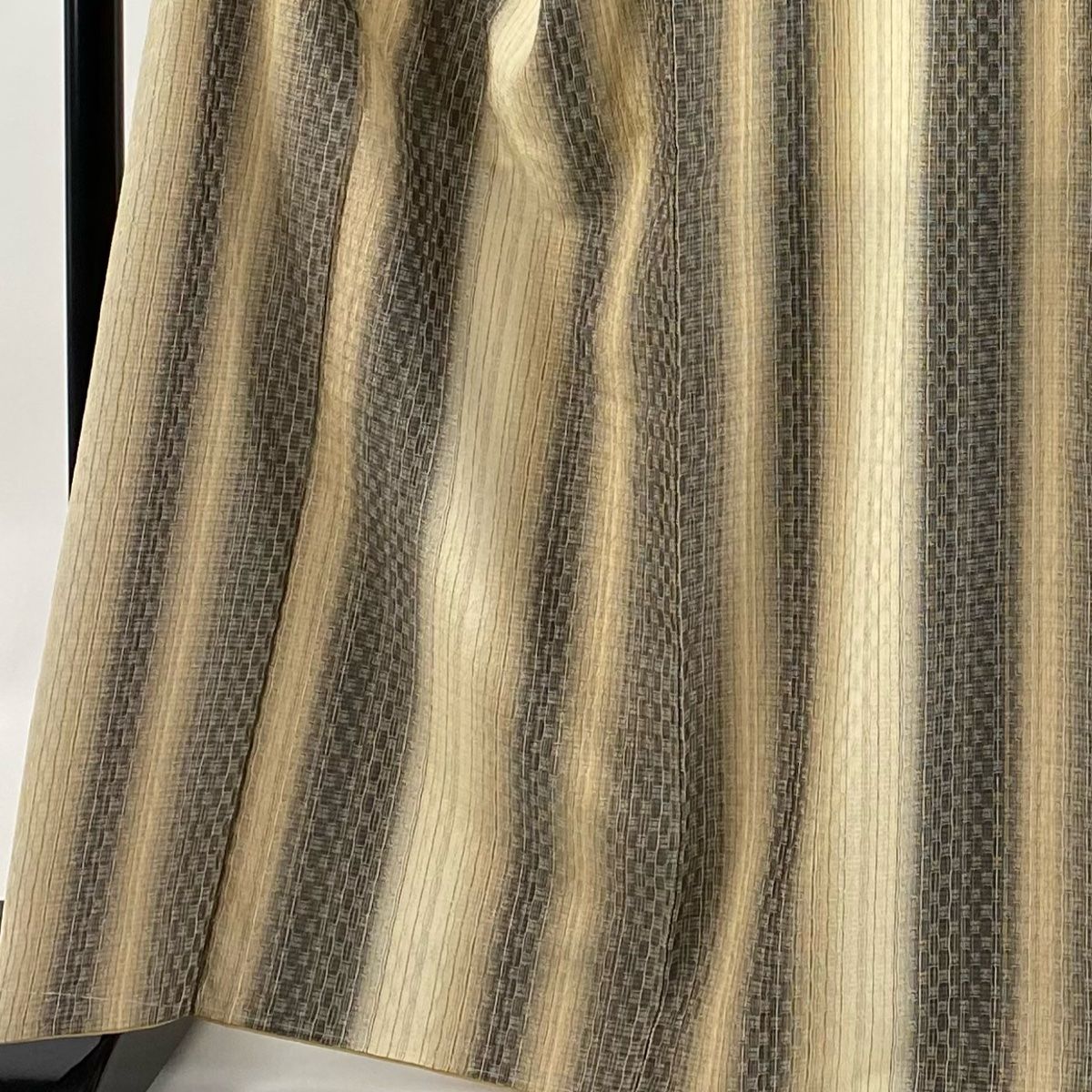 紬 身丈166.5cm 裄丈70cm L 袷 縦縞 幾何学模様 茶色 正絹 名品