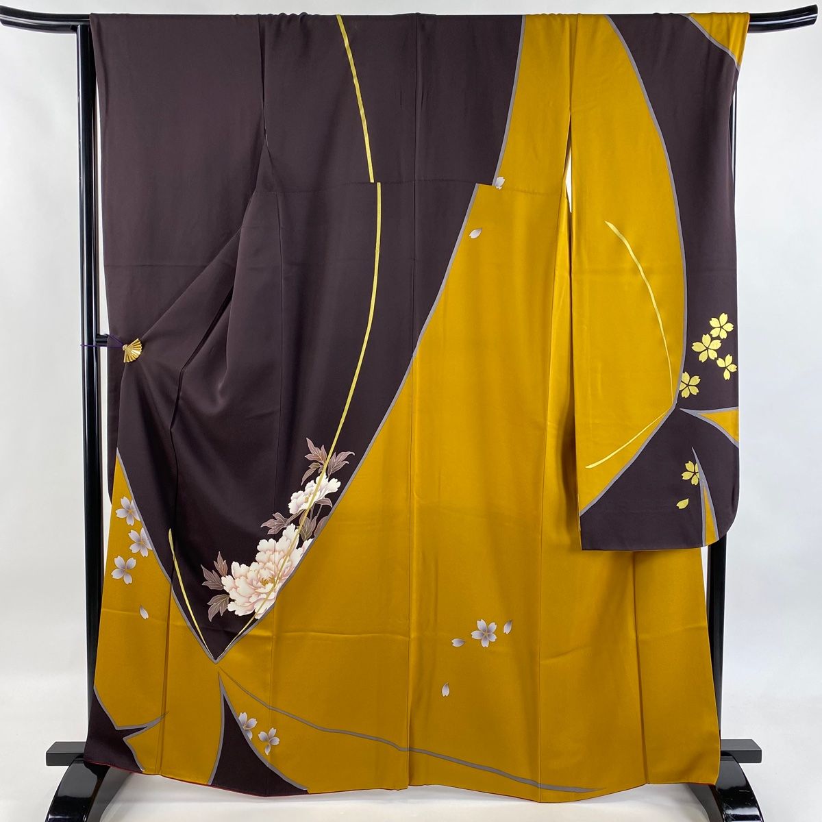 振袖 身丈163.5cm 裄丈67.5cm L 袷 蝶 牡丹 金糸 金彩 茶紫 正絹 名品