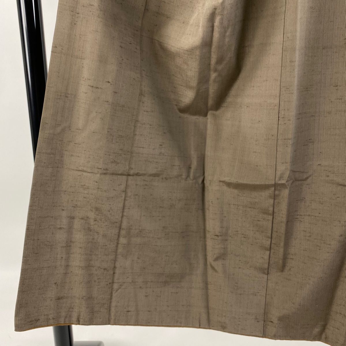 男着物 身丈143cm 裄丈73.5cm M 袷 牛首紬 落款 証紙 縦縞模様 焦茶色 正絹