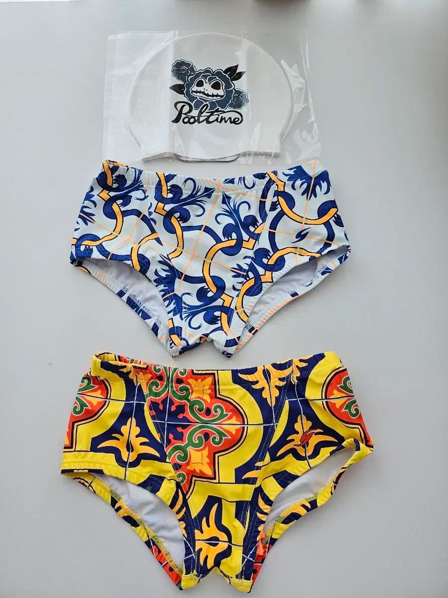 センティ カサブランカ モロカン フールタイム スケルトン スイミングキャップ