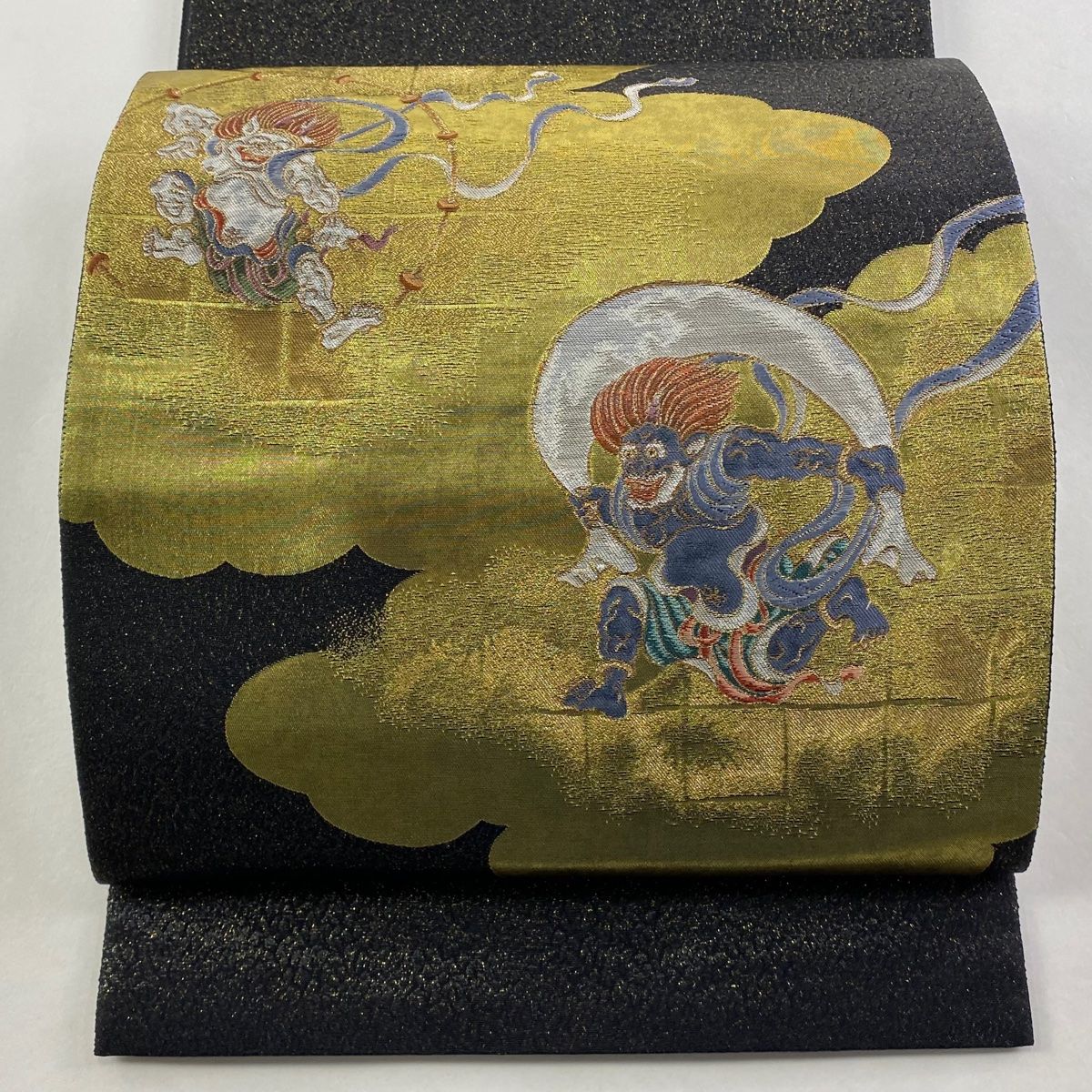 美品】 袋帯 逸品 風神雷神図 雲文 箔 金糸 金色 お太鼓柄 正絹 【中古