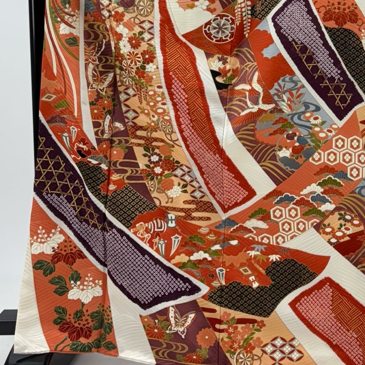 振袖 身丈166.5cm 裄丈65.5cm M 袷 花車 松竹梅 金糸 絞り サーモンピンク 正絹 秀品