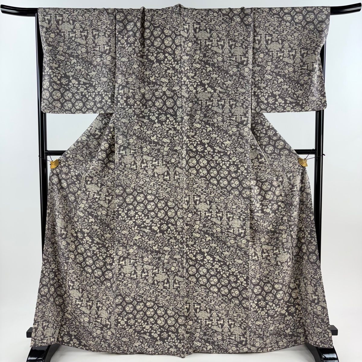 小紋 身丈167.5 cm 裄丈69.5 L 袷 鹿 花唐草 灰色 正絹 秀品