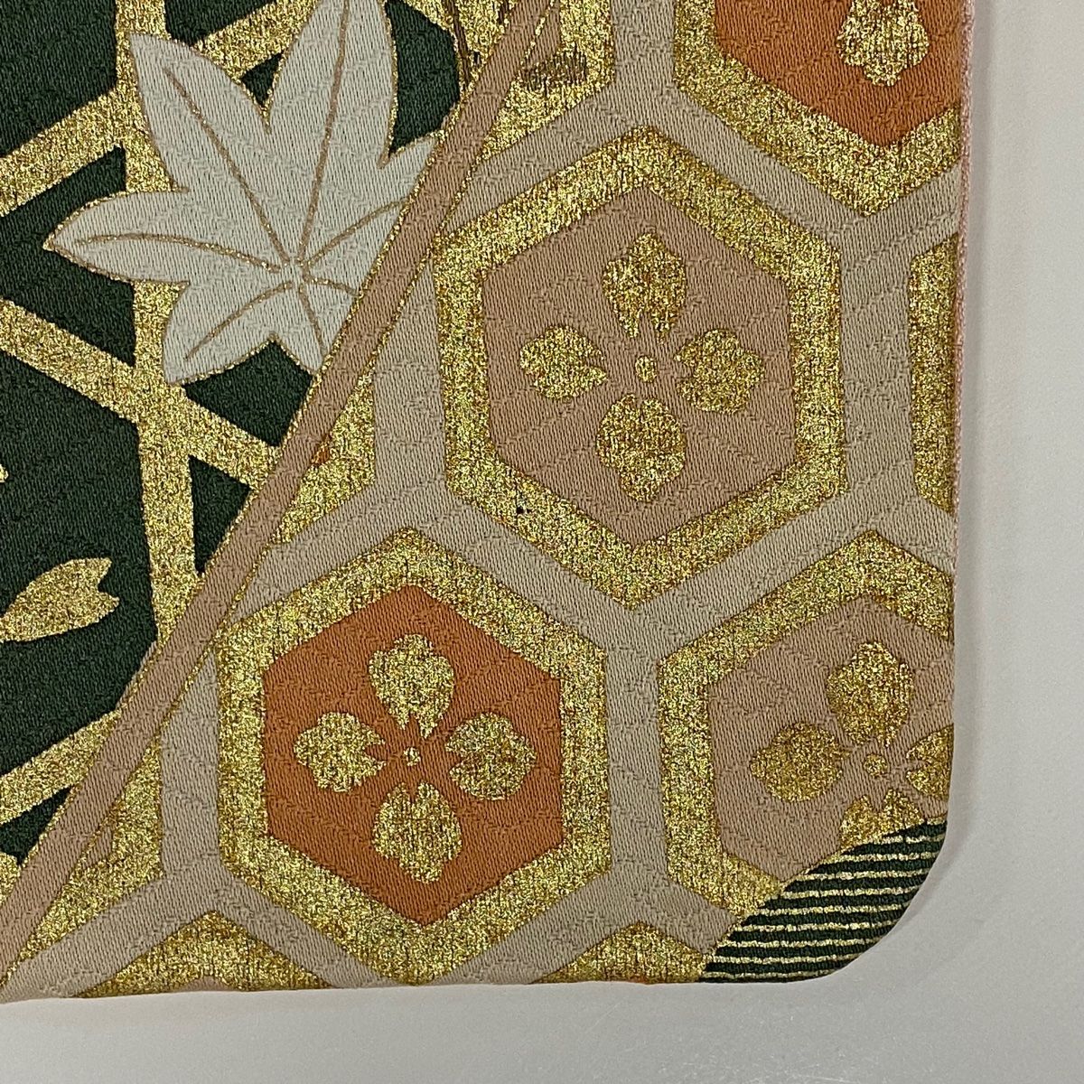 訪問着 身丈163.5cm 裄丈65.5cm M 袷 牡丹 建物 刺繍 金糸 灰緑 正絹