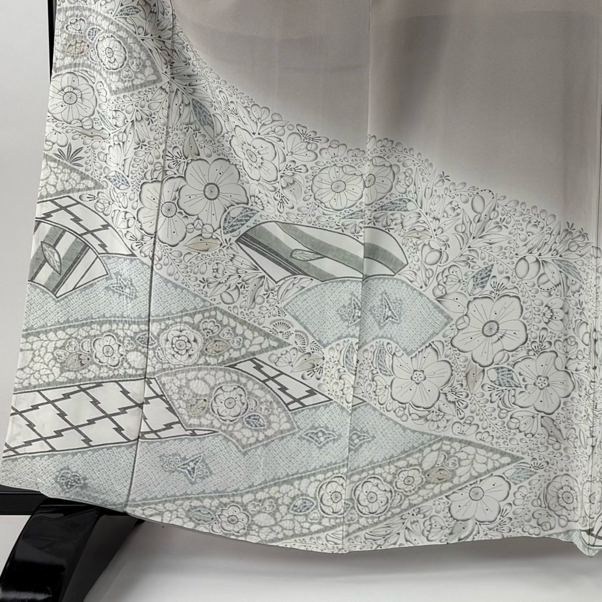 色留袖 身丈162cm 裄丈65cm M 袷 草花 扇面 ぼかし 灰紫 正絹 秀品 三つ紋