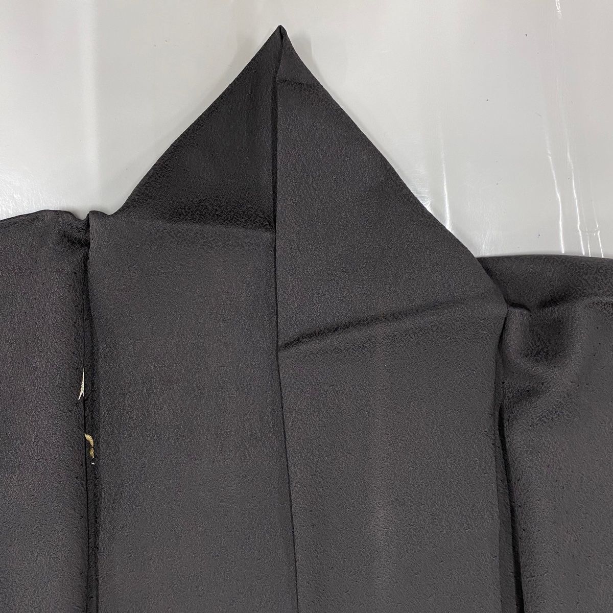 小紋 身丈162cm 裄丈66.5cm M 袷 やまと うさぎ 葉柄 刺繍 金糸 墨色