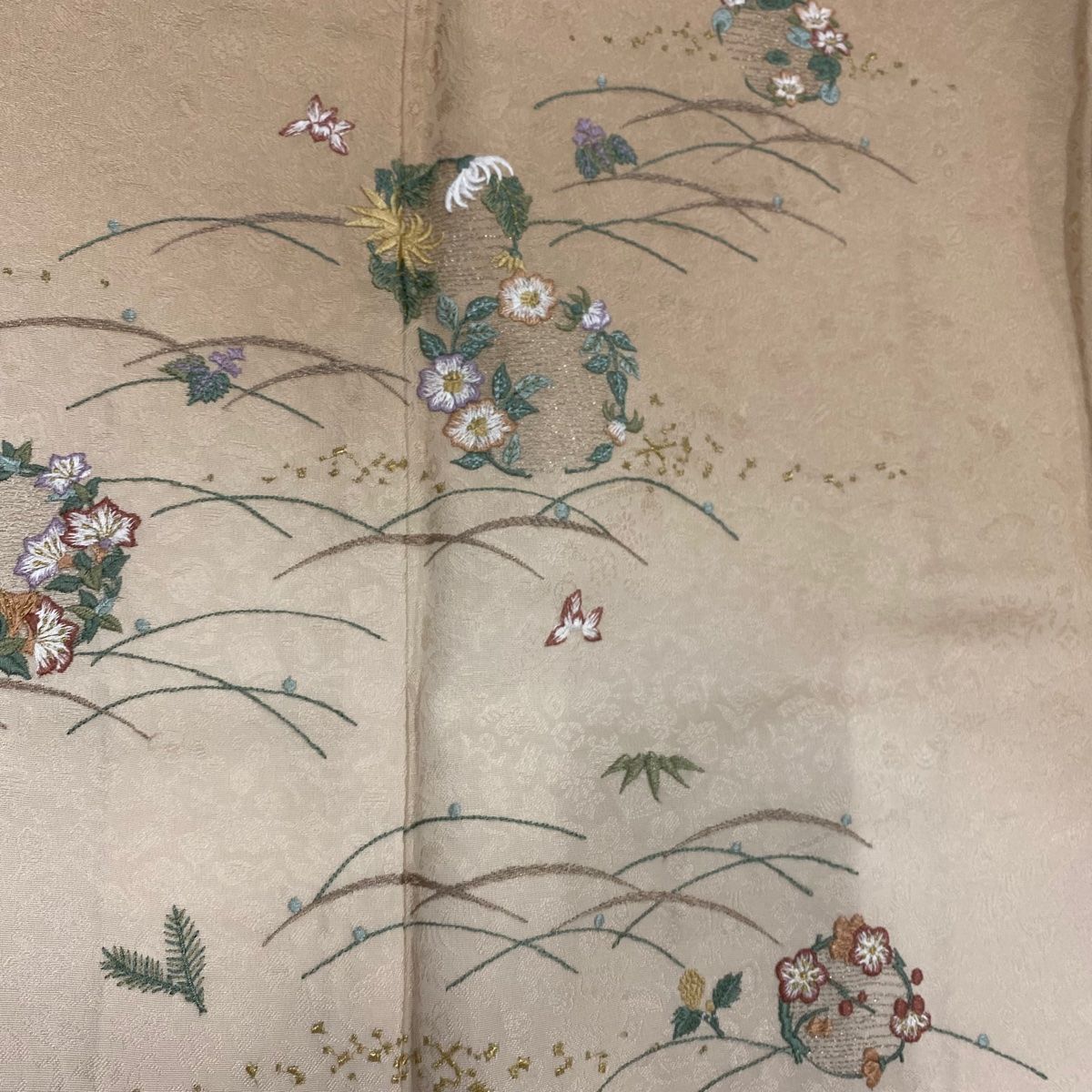 美品】 付下げ 身丈157.5cm 裄丈65.5cm M 袷 花丸文 芝 刺繍 金糸 薄茶