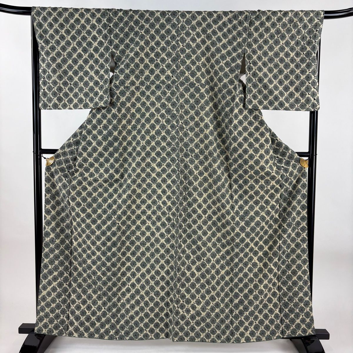 小紋 身丈162cm 裄丈67cm M 袷 幾何学模様 絞り2 灰緑 正絹 秀品