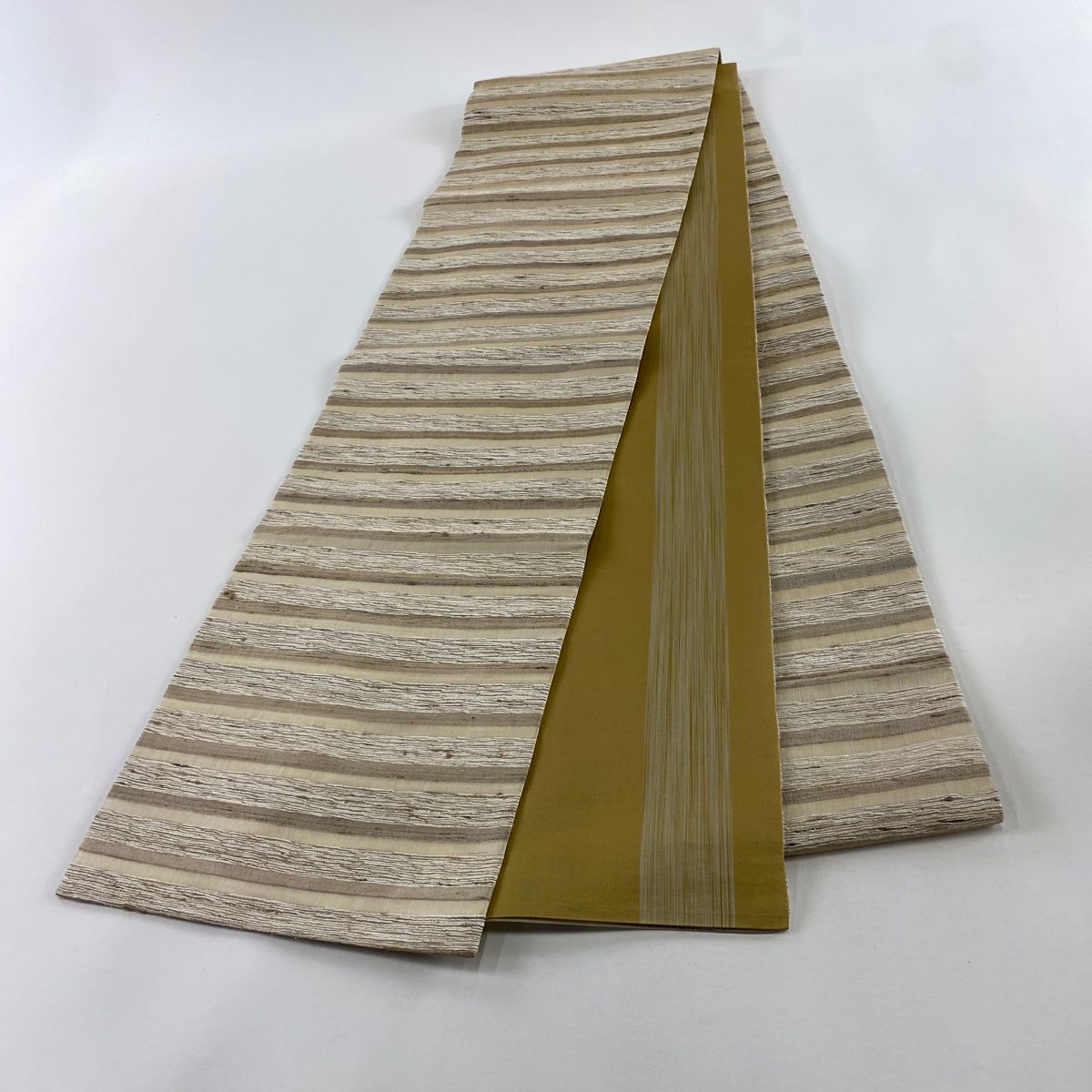 袋帯 名品 紬地 段縞 ベージュ 全通 正絹 【中古】 - メルカリ