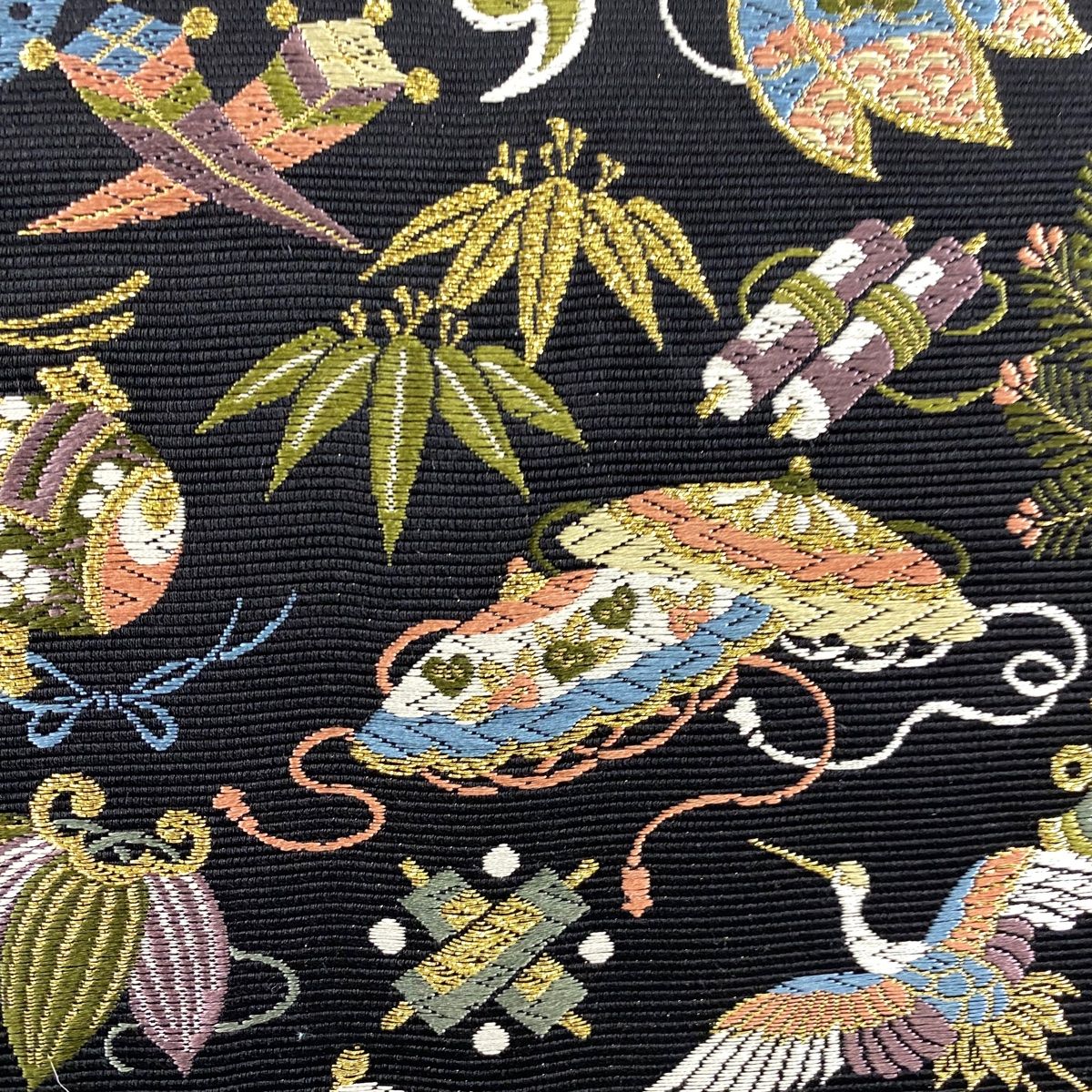 袋帯 名品 宝来船 刺繍 箔 黒 六通 正絹