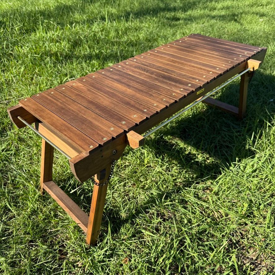 IGT対応 ウッドテーブル ウォルナット色|真鍮パーツ 折りたたみ式 無垢材天板 キャンプテーブル アウトドア家具 工房金魚 別売り