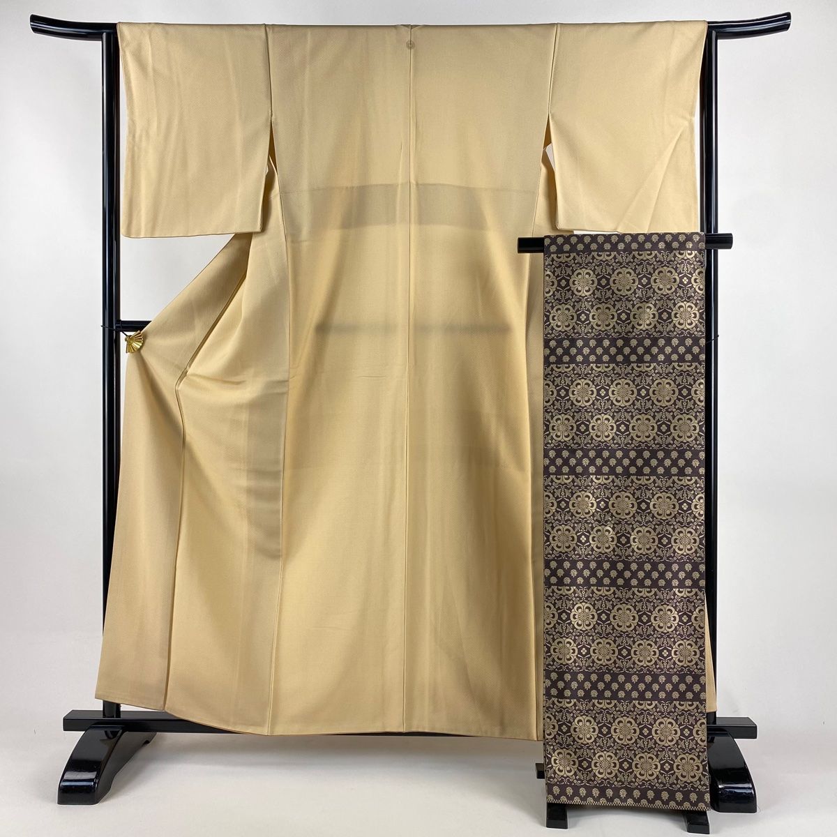 色無地 身丈159.5cm 裄丈64cm M 袷 袋帯セット 地紋 薄オレンジ 正絹 秀品 一つ紋