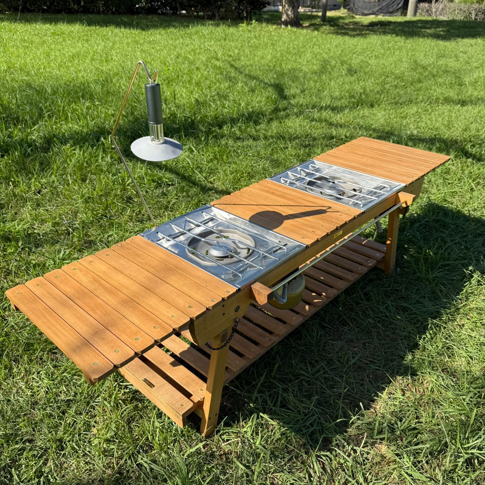 ウッドテーブル