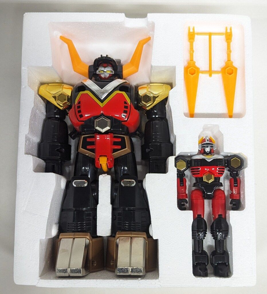  バンダイ DXロボシリーズ ギンガマン 星獣戦隊ギンガマン DX騎獣合身ブルタウラス GD 12 キャラクター玩具 おもちゃ