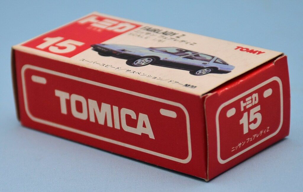 トミー トミカ赤箱|丸栄デパート特注 ニッサン フェアレディZ|パールホワイト|内装赤| タンポ 15-4-5