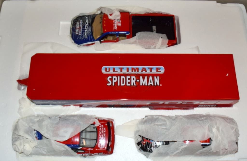 ACTION 1 24 9 Dodge 19 Spider Man 2001 CCTCC 101555