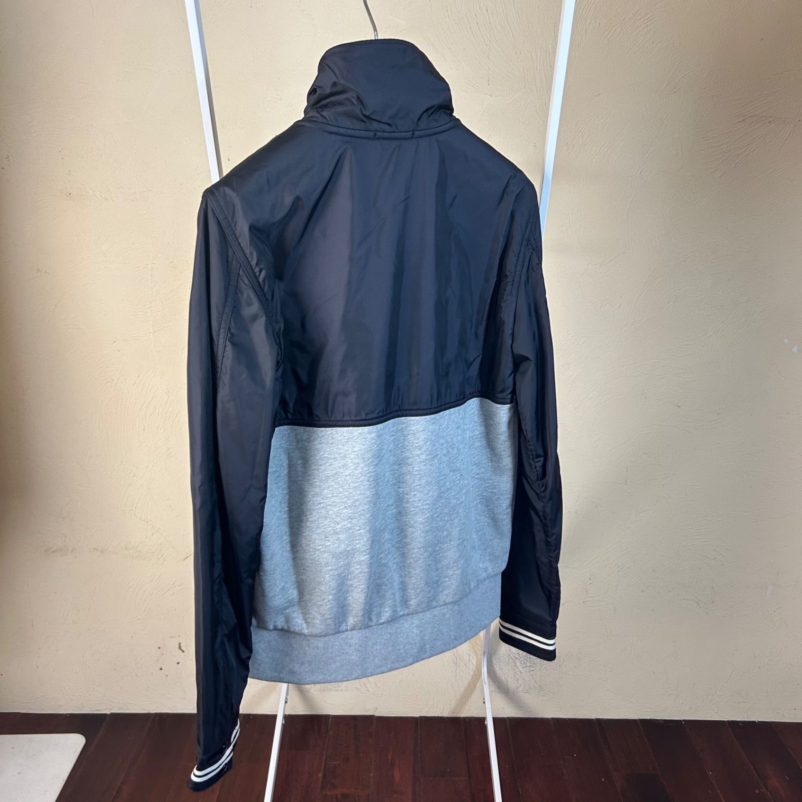 【限定価格】モンクレール　ナイロン切替ジャケット 極美品】 MONCLER モンクレールナイロン切り替えジャケット黒S - メルカリ