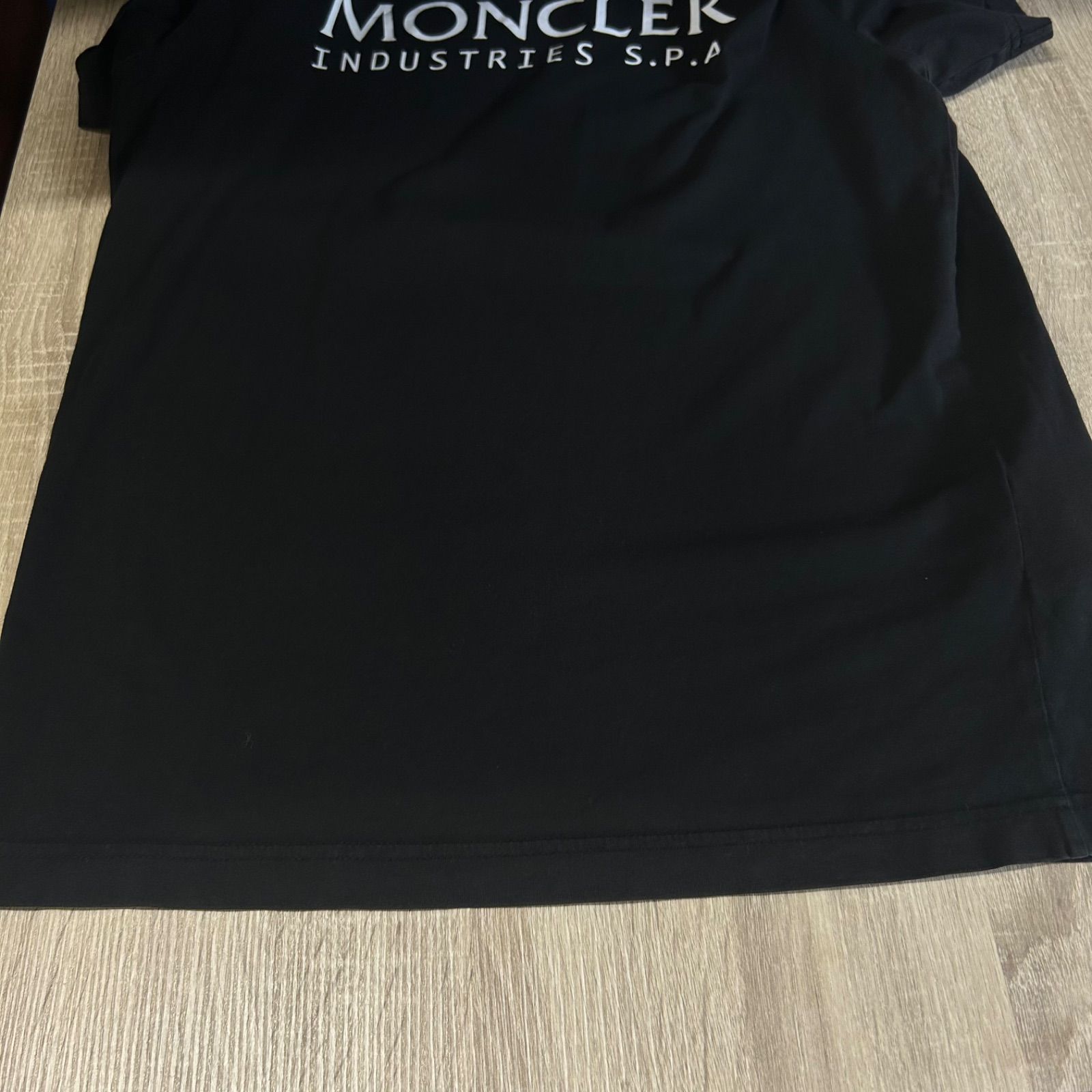 新作】 モンクレール MONCLER半袖Tシャツラバーワッペン黒S - メルカリ