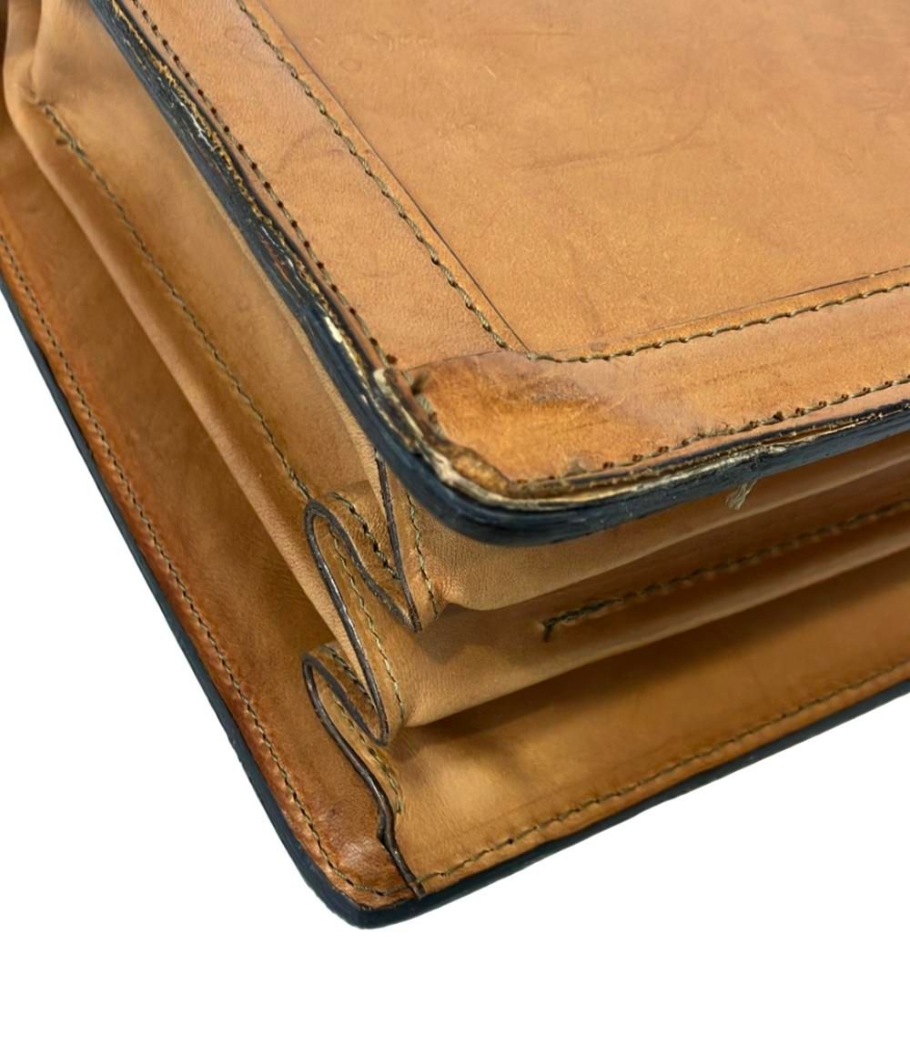 ブリーフケース