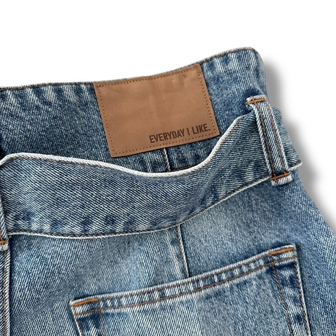 ベルテッドジーンズ