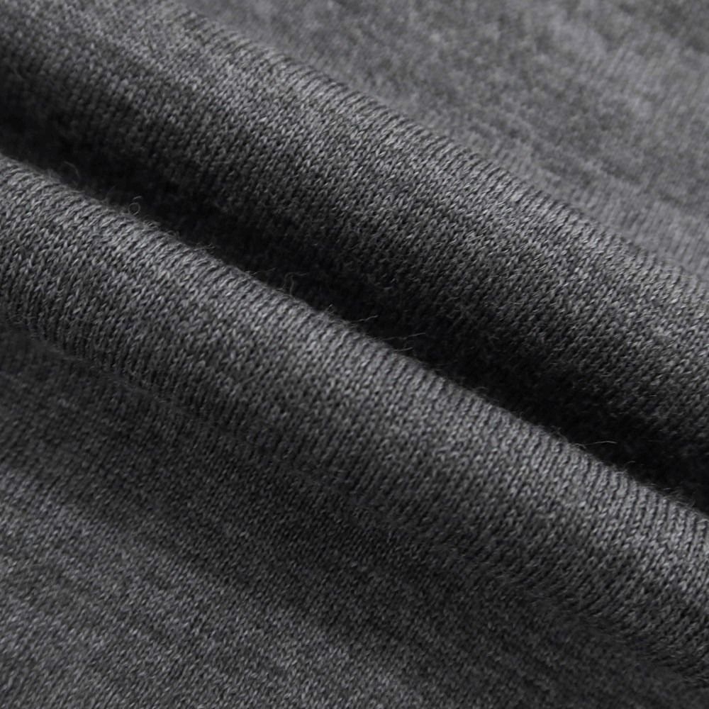 プルオーバーニット