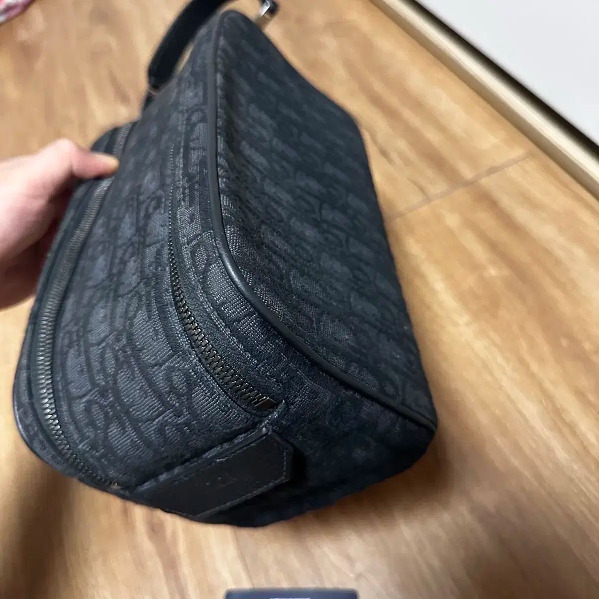 トゥーレトリー ブラック