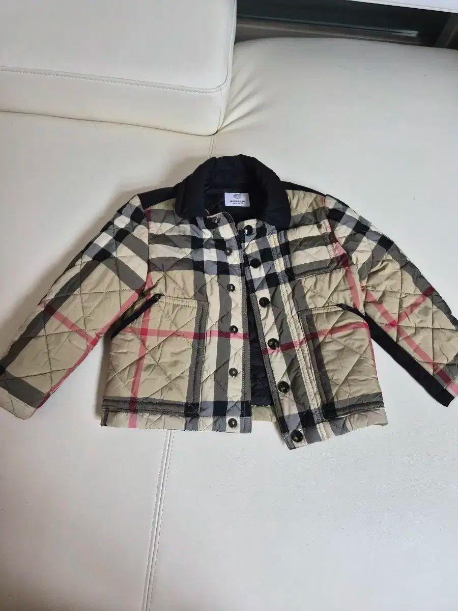 バーバリー チェック ユア キルティング ジャケット 3 y