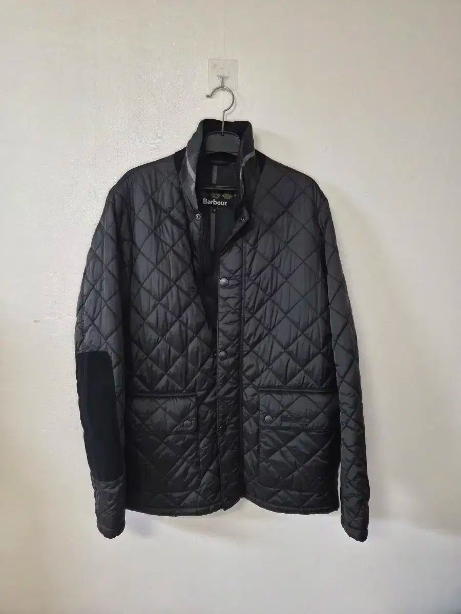 ブラック キルティング