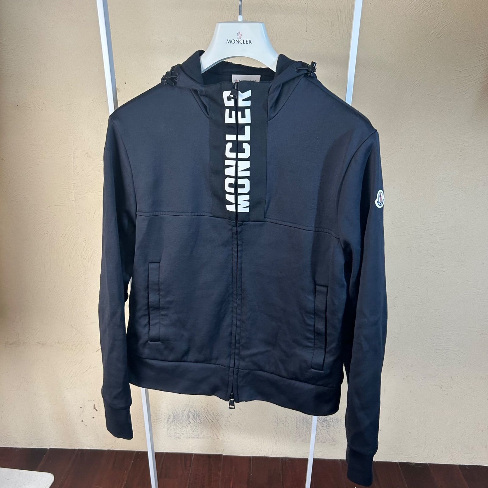 MONCLERモンクレール ジップアップパーカー黒S