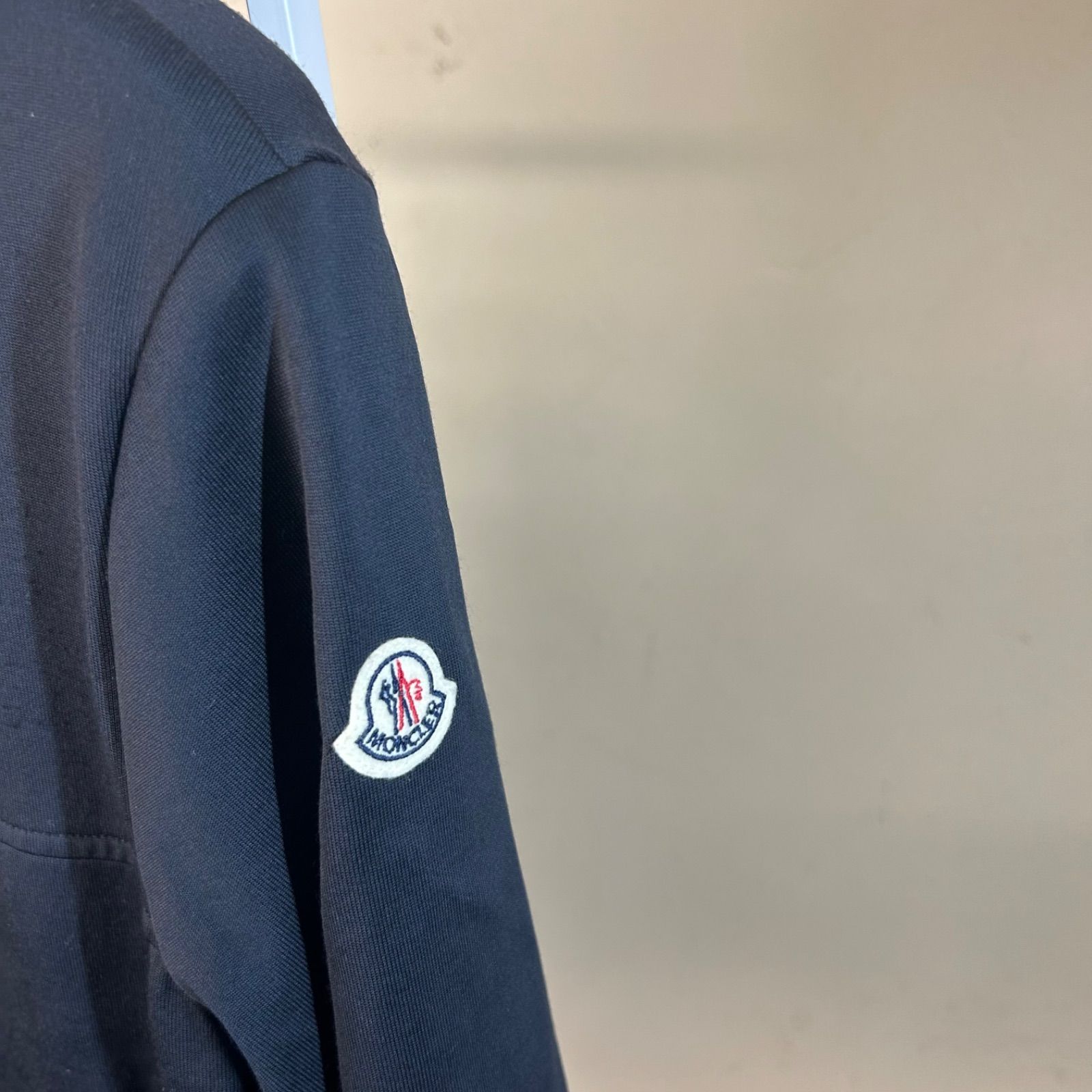 ジップアップパーカー黒S