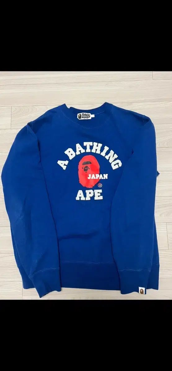 A BATHING APE アベイシングエイプ ジャパン ブルー スウェット