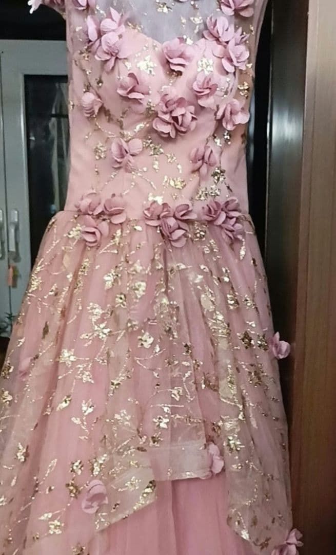 ️豪華フラワーレースのピンクチュールドレス ️パーティー