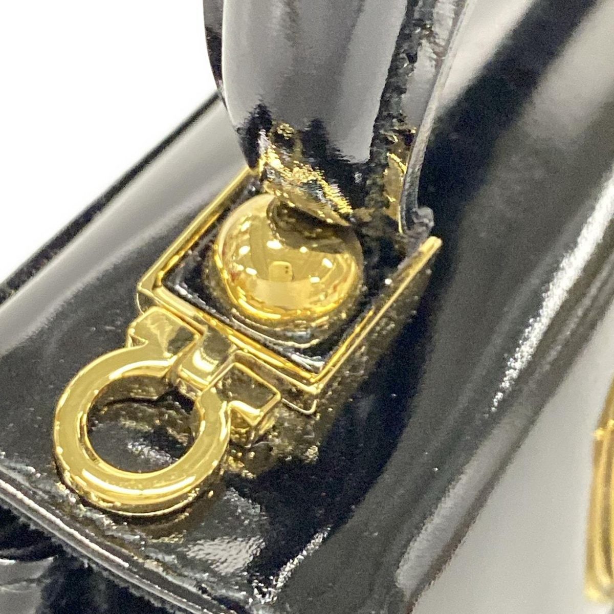 サルバトーレフェラガモ ハンドバッグ