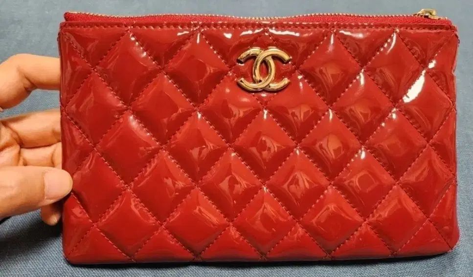 シャネル ペンダント スモール ポーチ