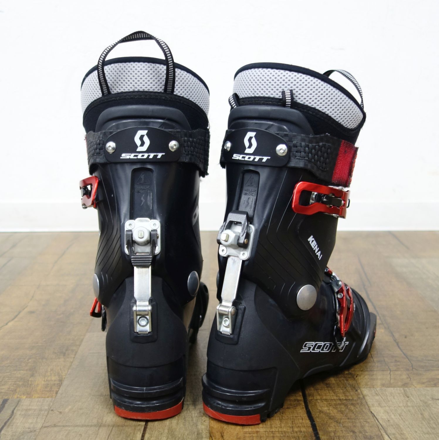 テレマークスキーブーツ（スコットKENAI 75mmノルム） テレマークスキーブーツ（スコットKENAI 75mmノルム） スコット