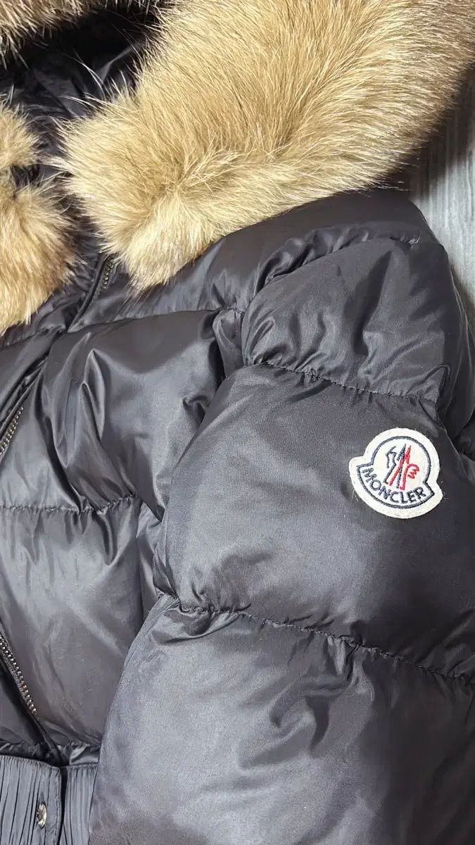 MONCLER モンクレール