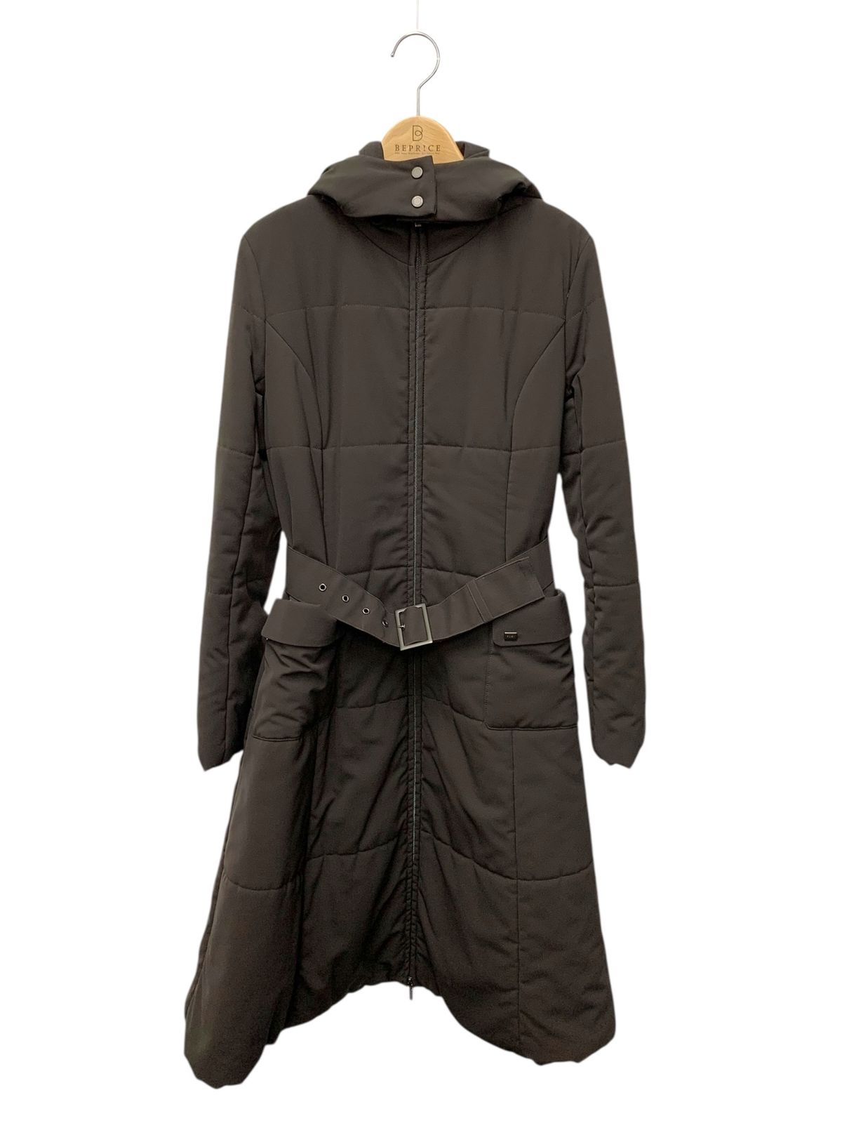 新品同様！FOXEY中綿コート　38 Rene foxey フォクシー 新品同様！FOXEY中綿コート 38 Rene foxey フォクシー 新品同様！FOXEY