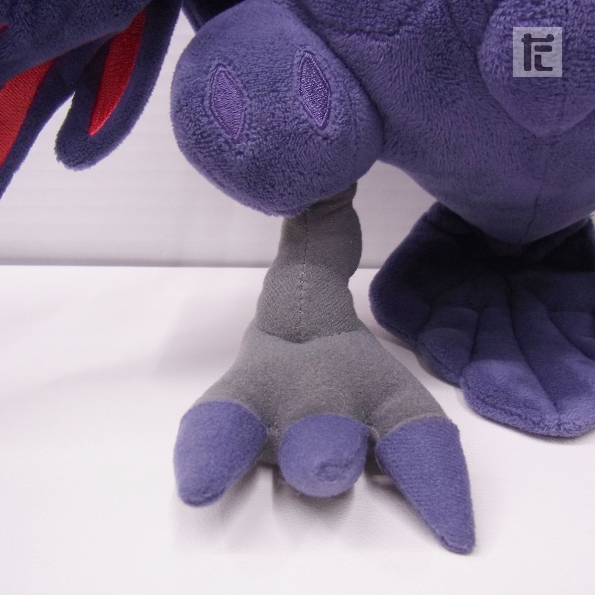 ポケモンセンター アーマーガア キョダイマックスのすがた ぬいぐるみ