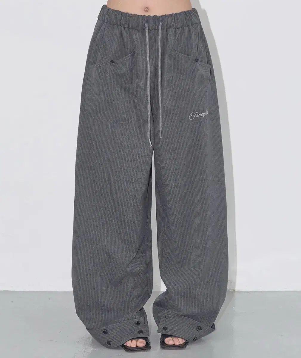 ファンシークラブ クラシック ボタン ISTJ VENDING MACHINE Ver スラックス