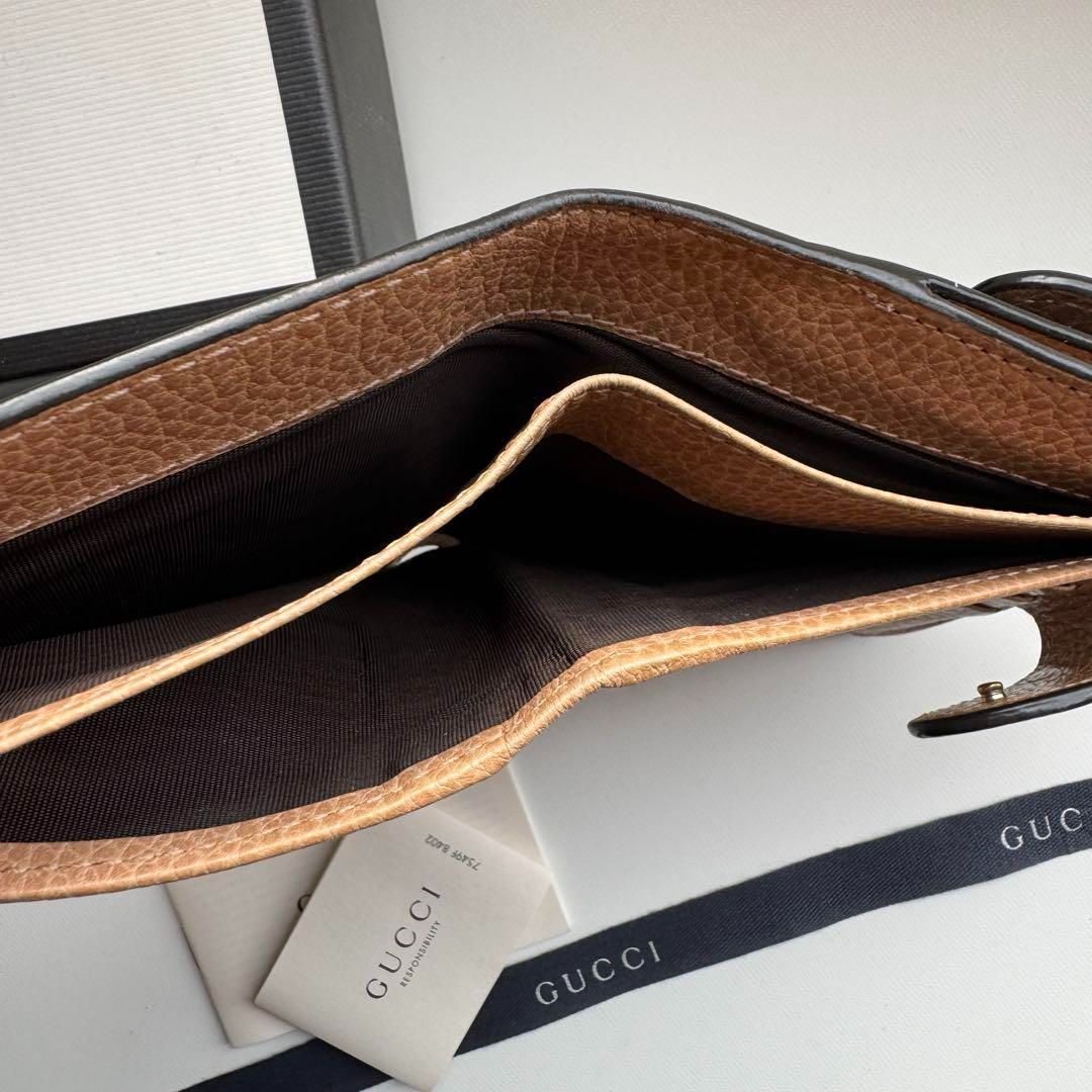 極上美品】 88 GUCCI グッチ インターロッキング 2つ折り 財布 - メルカリ