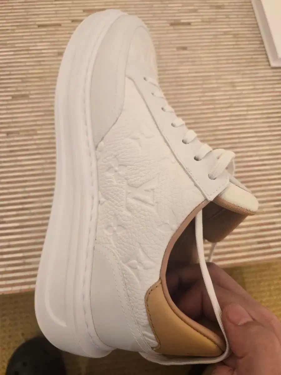 Louis Vuitton バーバリー ヒールズ 255 260