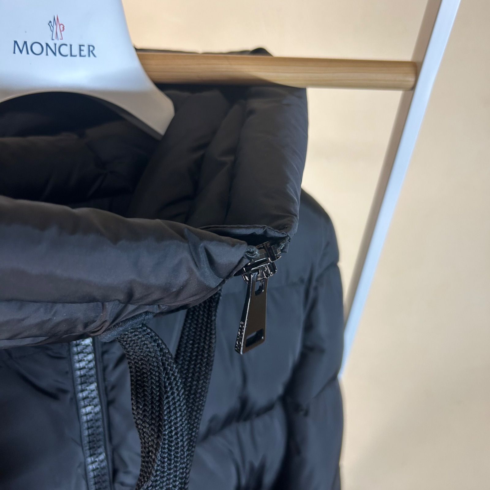 美品】 MONCLER モンクレール ダウンジャケットコートGARROT黒0 