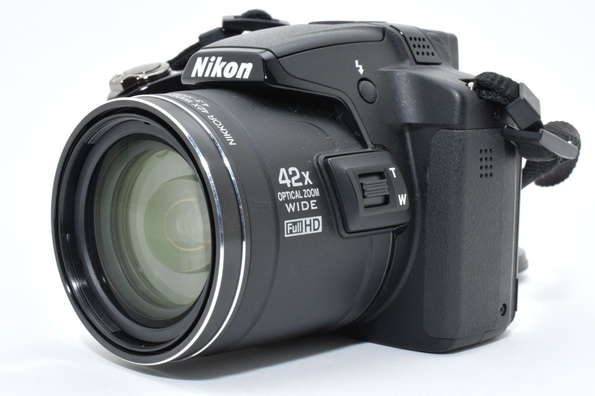 デジタルカメラ Y